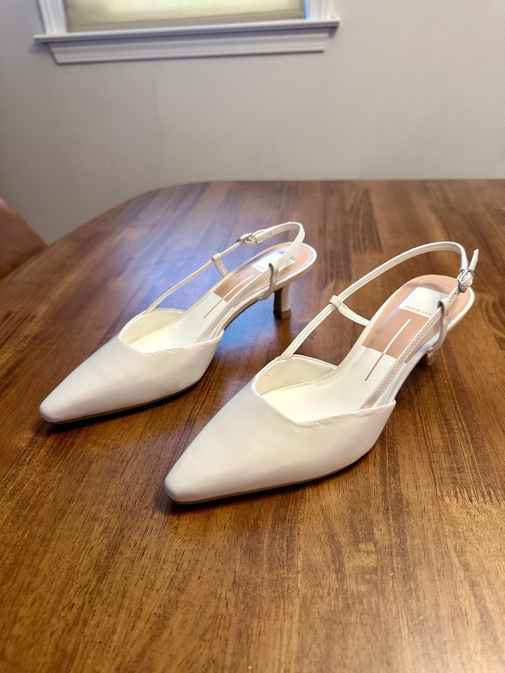 Dolce Vita White Leather Odela Wedding Heels - Picture 2 of 8